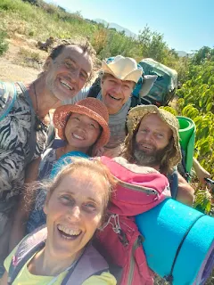 Selfie of us 5 hikers