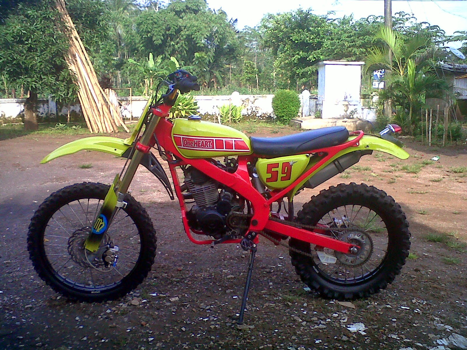 Modifikasi Motor Motocross Motor Trail