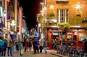 Dublin is called Baile Atha Cliath in Gaelic and dates back to the 9th . (dublin templebar )