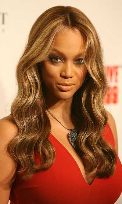 long hairstyles 2011 with fringe. Although the curly, long wavy