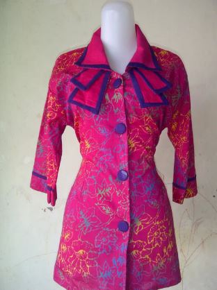 12 Contoh Model Blouse  Batik  Atasan Wanita  Modern 2021