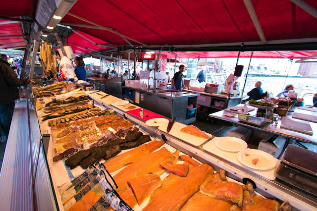 Mercato del pesce (Fisketorget)-Bergen