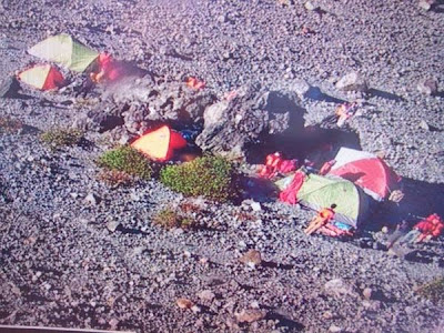 Kumpulan Foto Terbaru Evakuasi Eri Yunanto Pendaki Yang Jatuh ke Kawah Merapi