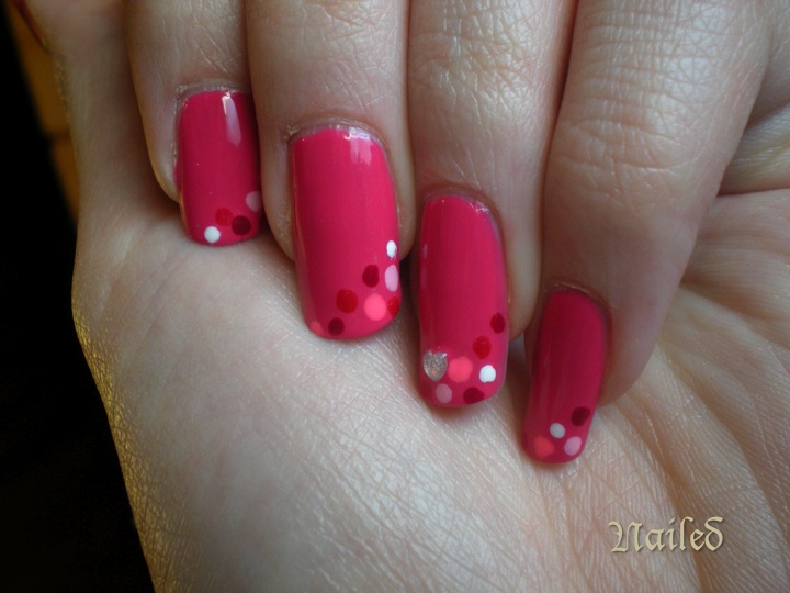 valentine nail designs. valentines nail designs.
