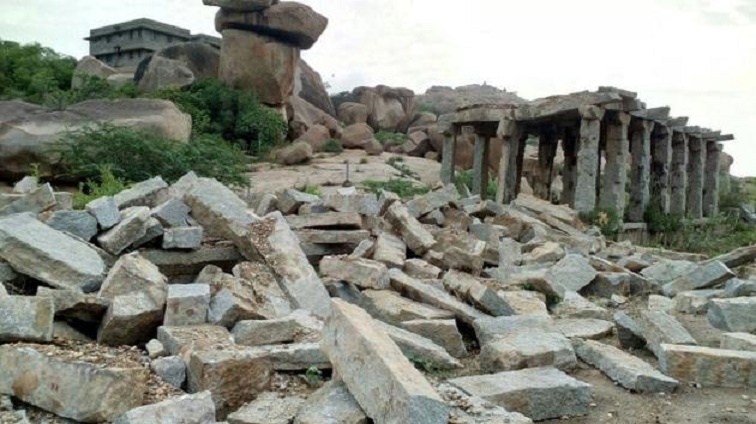 India: Hampi’s ‘saalu mantapas’ collapse