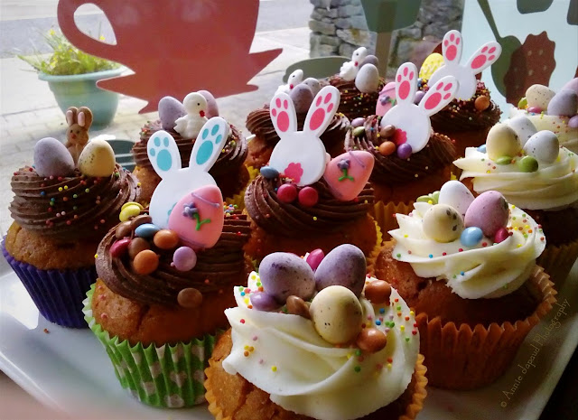 Easter cupcakes from Enjoy from the White Gables