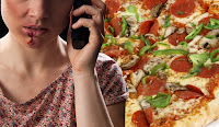 femme-appel-police-commande-pizza-min