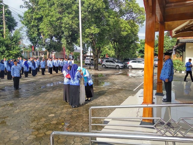 UPACARA HUT KORPRI KE 46 KEC. BENDOSARI KORPRI SEBAGAI PEREKAT KEBHINNEKAAN