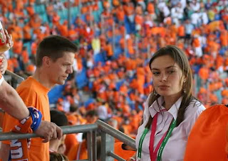 Fifa World Cup 2010 : Beautiful Netherland Fan Girls Photos