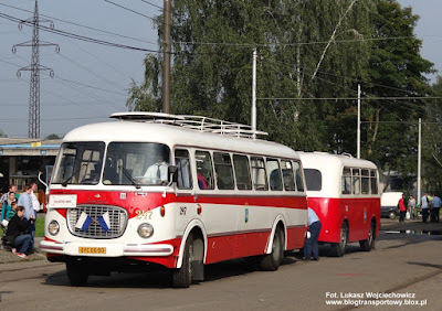 Škoda 706 RTO CAR i przyczepa Karosa B40