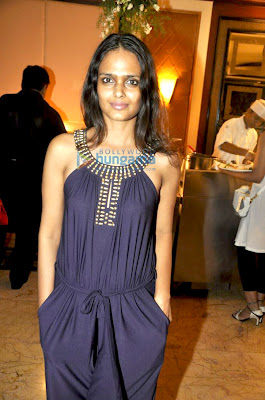 Zarine walks the ramp for launch of Sapphire image