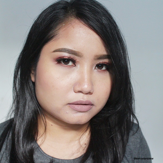 FOTD Greyish Lips