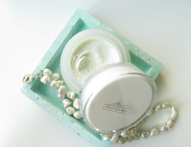 saveonbeautyblog_mon_platin_dsm_moisturizing_treatment_mask_review