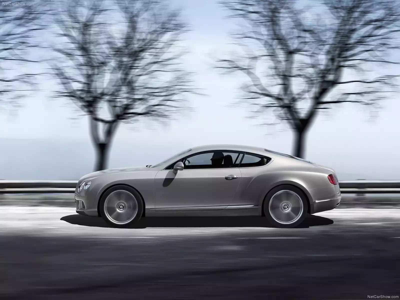 Hình ảnh xe ô tô Bentley Continental GT 2012 & nội ngoại thất