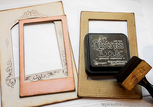 Layers of ink - Vintage Christmas Frame Tutorial by Anna-Karin Evaldsson. Sand the frames.