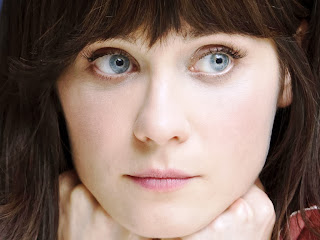 Zooey Deschanel Eye Makeup 03