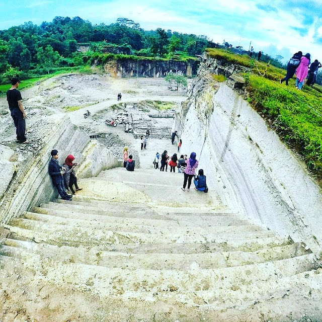 Taman Tebing Breksi