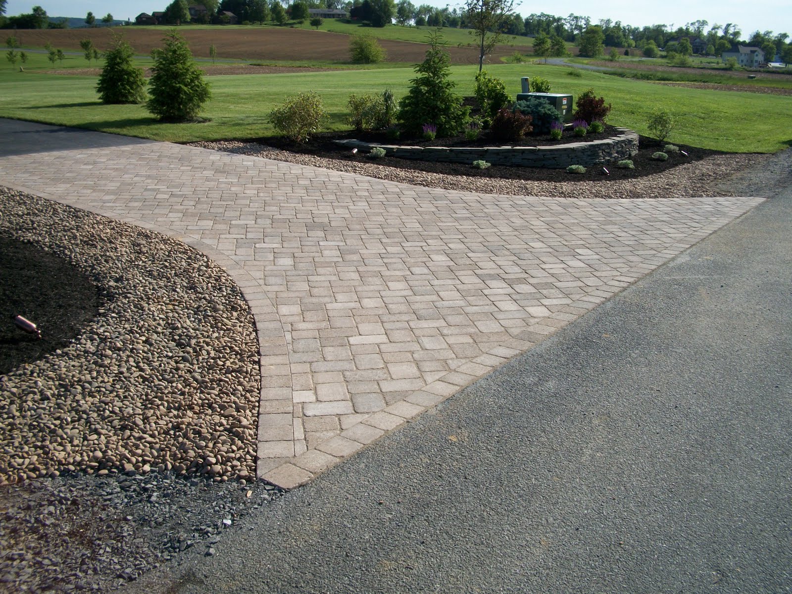 The Blog of Weavers Landscape Company: Paver Driveway Entrance