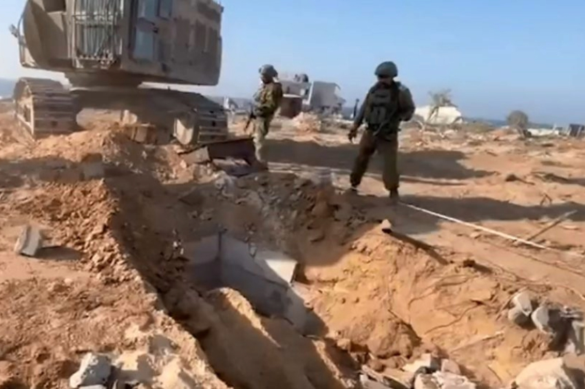 Imagem de um vídeo divulgado pelas FDI nas redes sociais mostrando um túnel sendo destruído na Faixa de Gaza | Foto: Divulgação/X/IDF