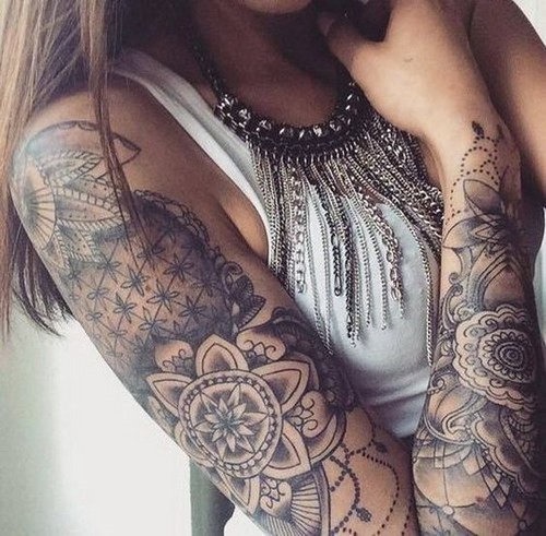 Mangas de tatuagens femininas