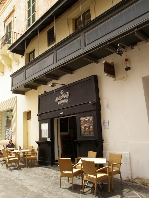 Old Theatre Street, Valletta