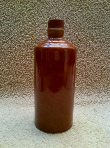 Karya Babah Antik Botol Keramik  Coklat 