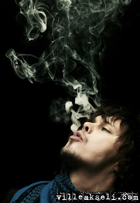 smoking Ville Valo photo made by Ville Juurikkala