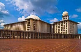 Masjid Istiqlal di Jakarta, 
Indonesia