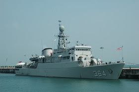 KRI Ki Hajar Dewantara 364