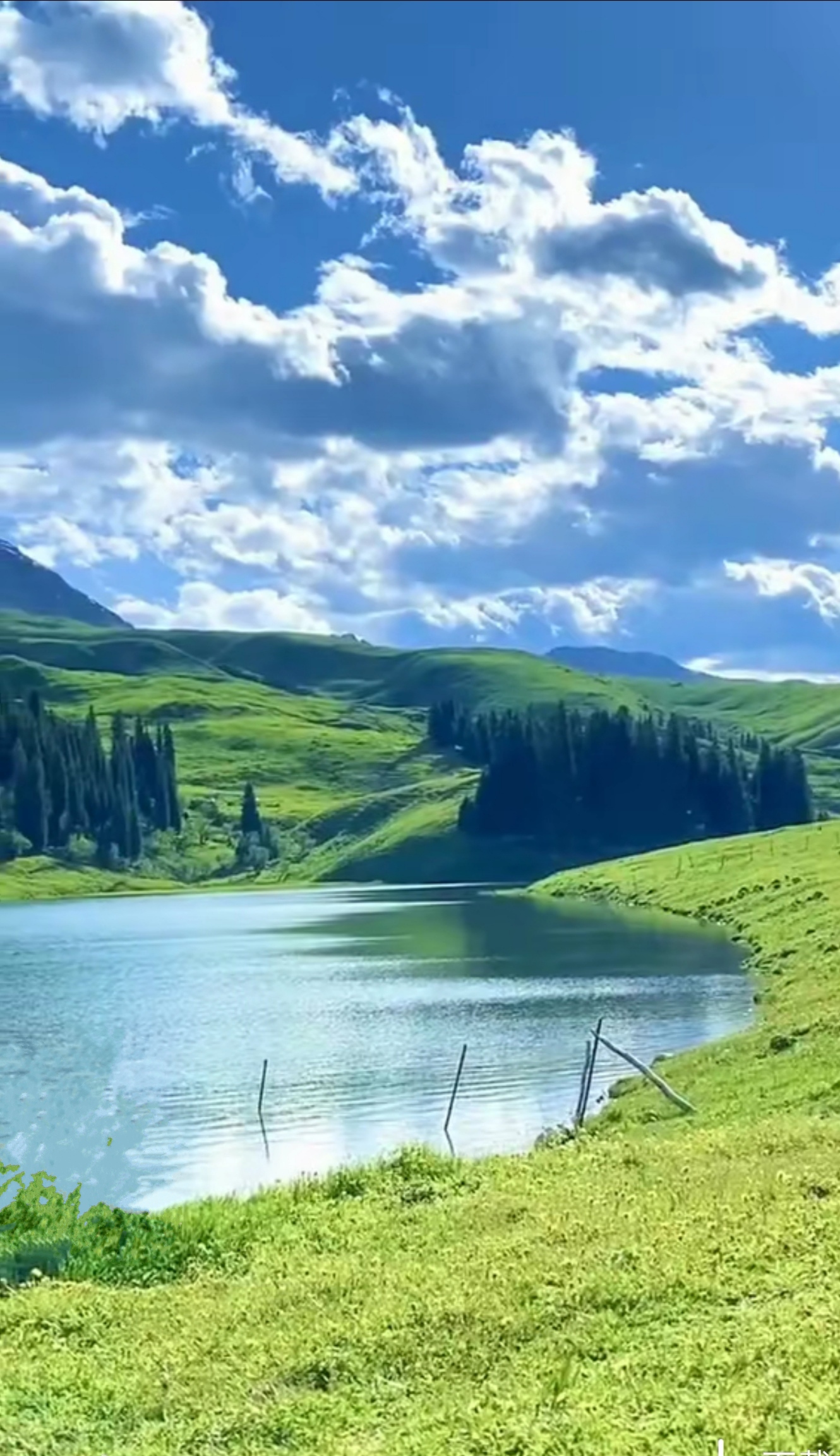 Travel photograph landscape of magnificent mountains, tranquil water, clear sky