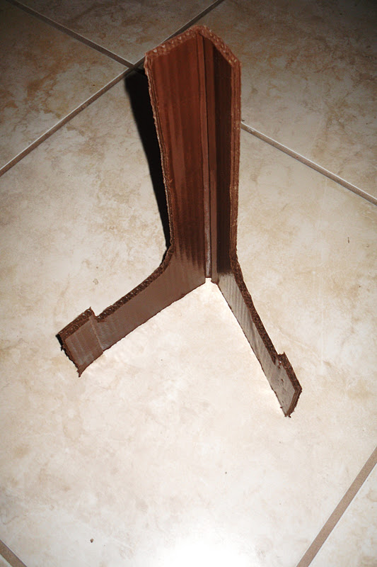 Homemade Home: Cardboard Easels
