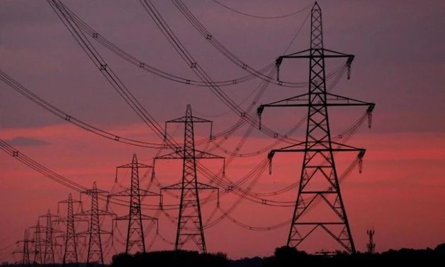 مصر تعاني من انقطاع التيار الكهربائي بسبب الموجة الحارة