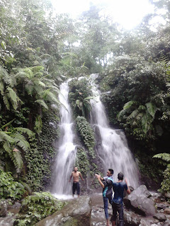 Curug Gonoharjo