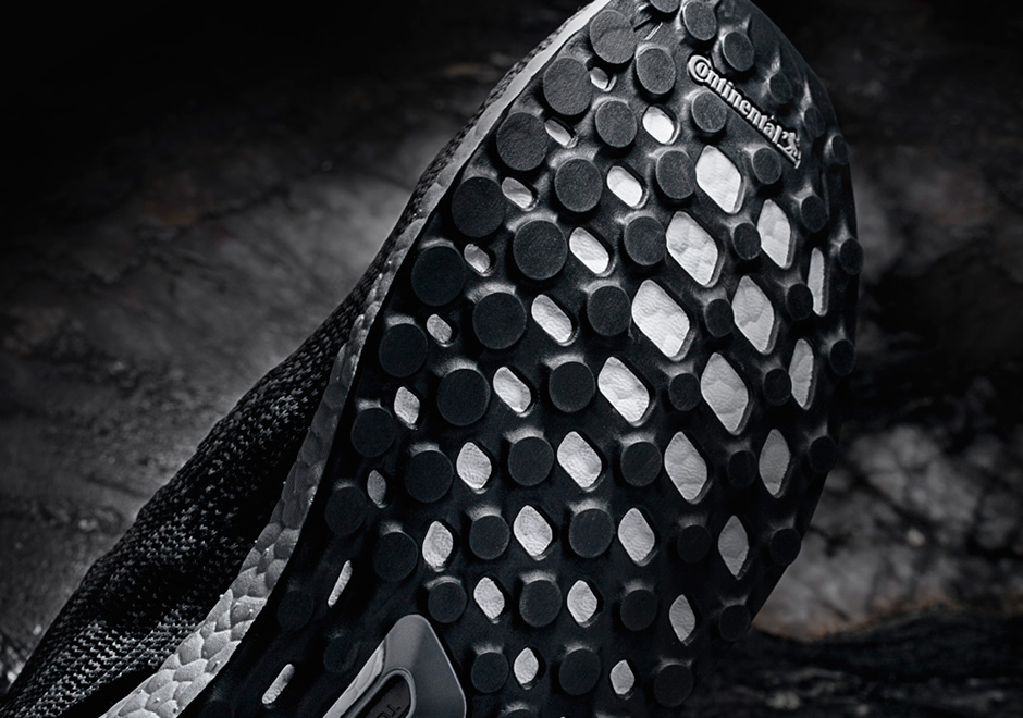 adidas Ultra Boost Uncaged Black White BB3904