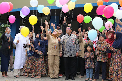 Dengan Konsep IKI, Kominfo Jatim Dukung Stikosa AWS Mantap Beraksi