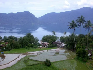 Danau Maninjau