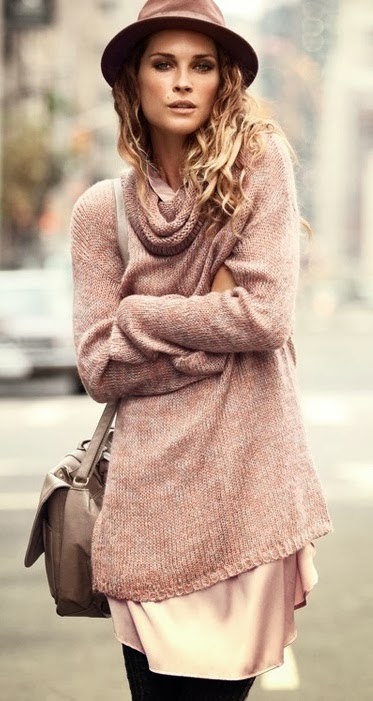 Cozy Sweater With Cute Hat And Handbag