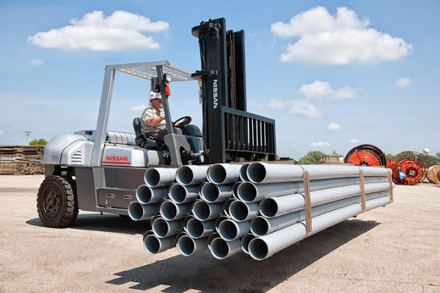 Nissan Unicarriers - Diesel Engine Forklift