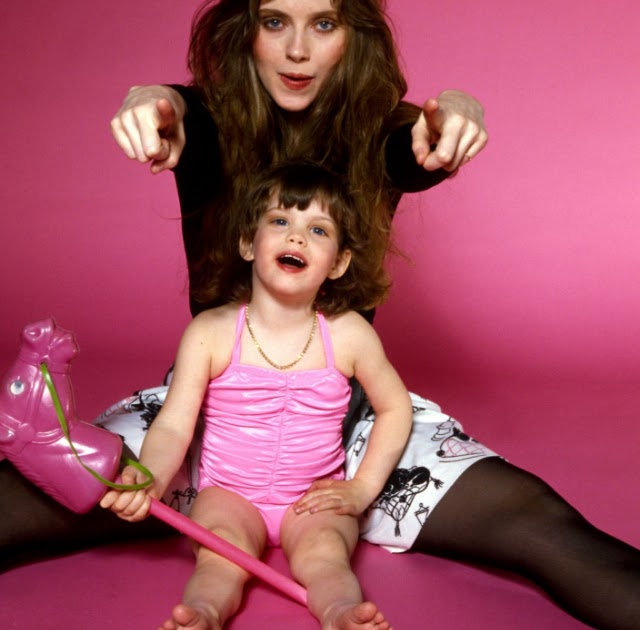 Adorable Photos of Bebe Buell and Her Daughter Liv Tyler in 1980 ~ Vintage  Everyday