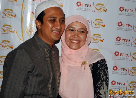 JIFASMART BLOG: Kisah Cinta Ust.Yusuf Mansur