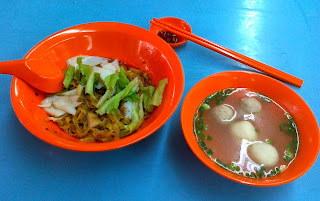 Fish and Meat Ball Mee Pok