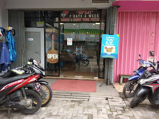 restoran pizza di petukangan