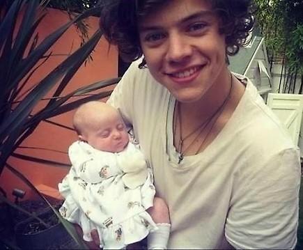 Baby  Harry on Direction   Mi Mundo   16 09 2012  Fiesta De Cumplea  Os De Baby Lux