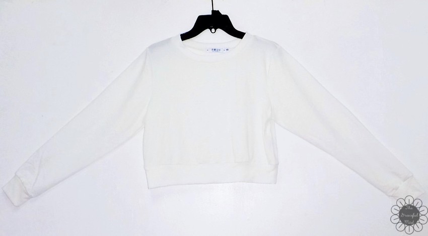www.Zaful.com - Shipping and Delivery - Casual Sports Cropped Sweatshirt - Online Shopping - Product Reviews at www.TheGracefulMist.com , @TheGracefulMist - Beauty, Fashion and Lifestyle