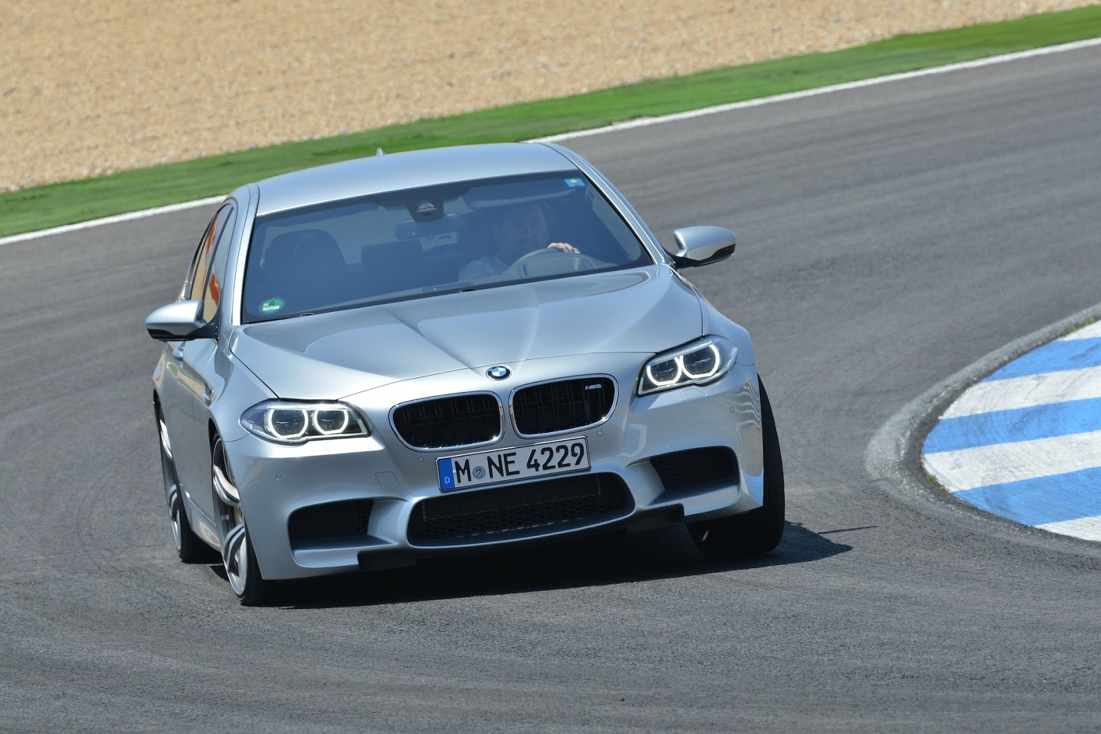 Town+Country BMW | MINI Markham Blog: 2014 BMW M5 LCI and BMW M6 ...