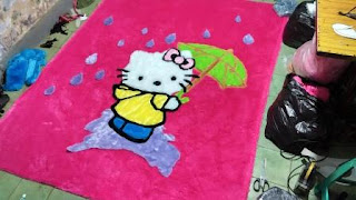 Karpet bulu rasfur hello kitty murah