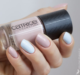 Catrice #03 Pure Blue и #01 Taupe-less.