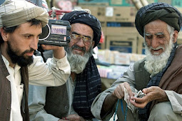 Puluhan Stasiun Radio Berhenti Siaran di Afghanistan