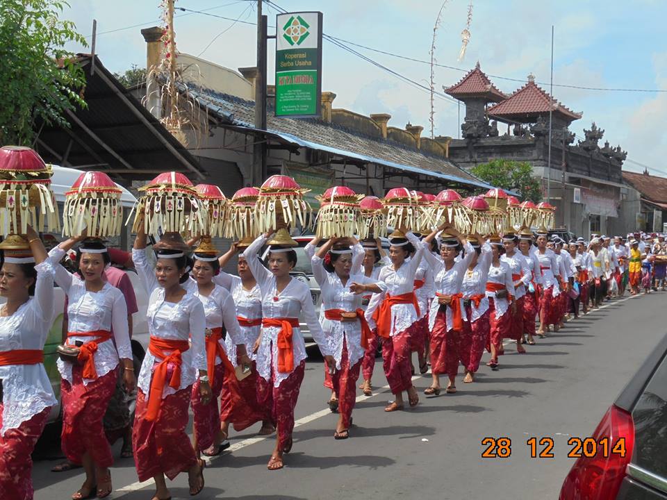 Kehidupan Sosial Budaya Masyarakat Bali  Sejarah Hari 