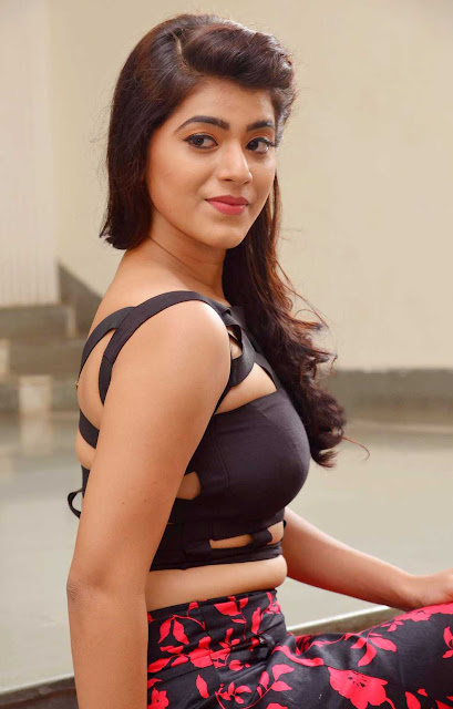 Yamini Bhaskar hot stills in sleeveless pics